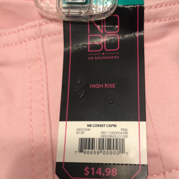 No Boundaries High Rise Crop Skinny Capris - Picture 5 of 6